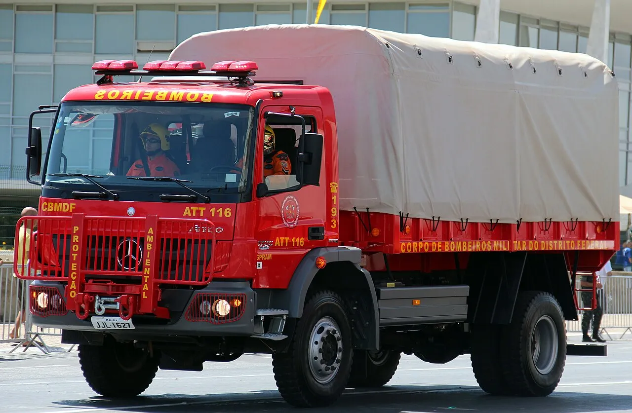 Bombeiros controlam princípio de incêndio em silo em Ji-Paraná