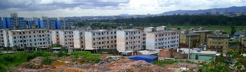 Analista de RH é encontrada morta a facadas em apartamento; caso é investigado como feminicídio