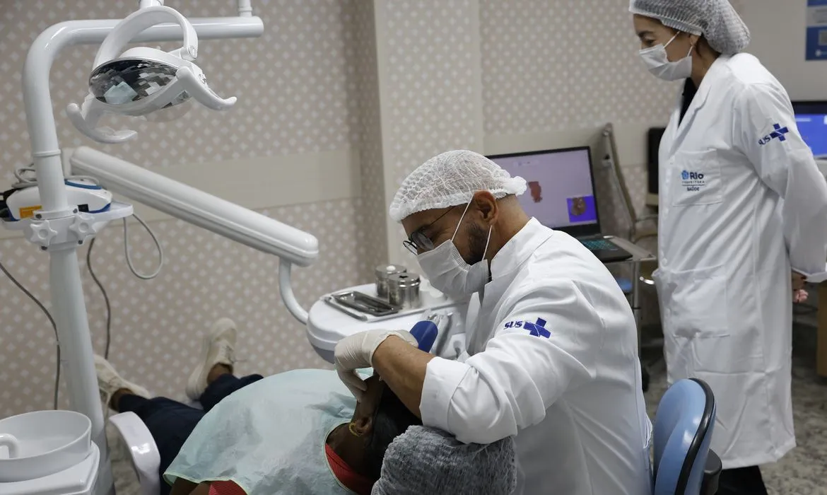 SUS oferece reconstrução dentária gratuita a mulheres vítimas de violência doméstica